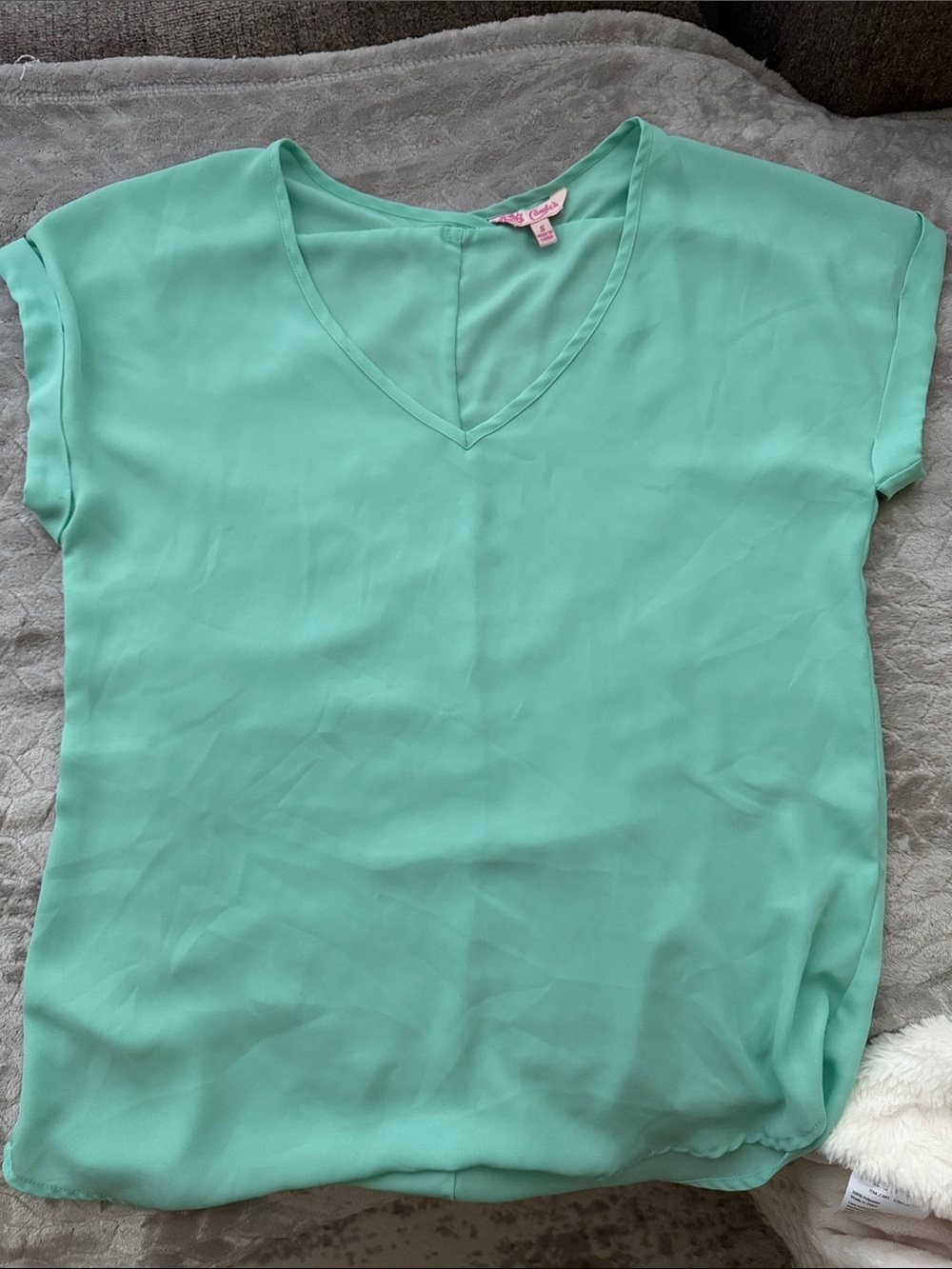 Candie's Mint Green V-Neck Short Sleeve Blouse